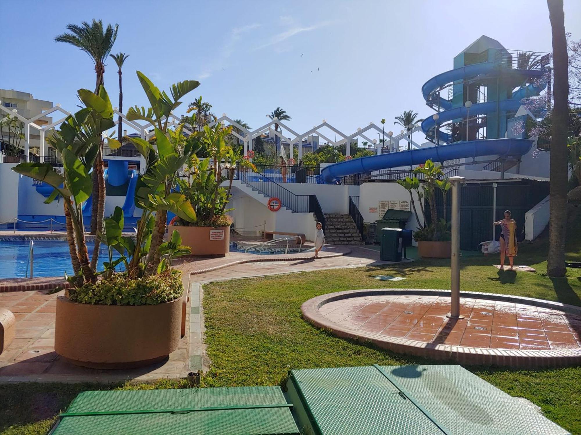Benalbeach R&R Suite Benalmadena Exterior photo